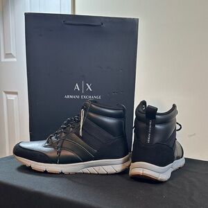 Armani Exchange Men's Black and Gray Sneakers